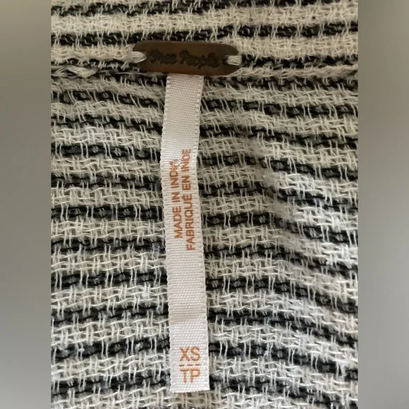 FREE PEOPLE Such Good Things 100% Cotton Blouse. Size XS. - Picture 4 of 15